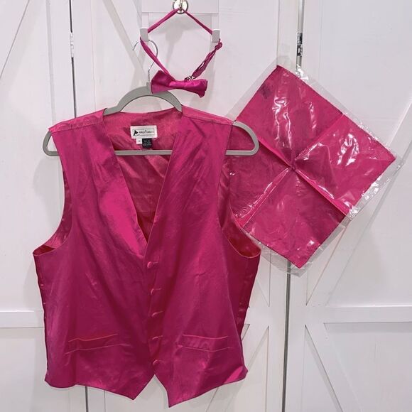 Biagio Collection Pink Vest Bow Tie And Handkerchief 100% Silk Size Medium - Picture 5 of 9